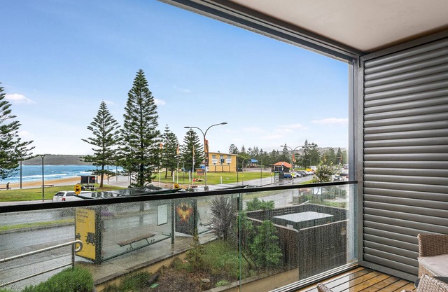 Executive 3 bedroom beachfront apartment