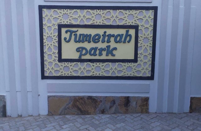 Executive furnished apartment,free WiFi and Netflix,game park,water park,beaches