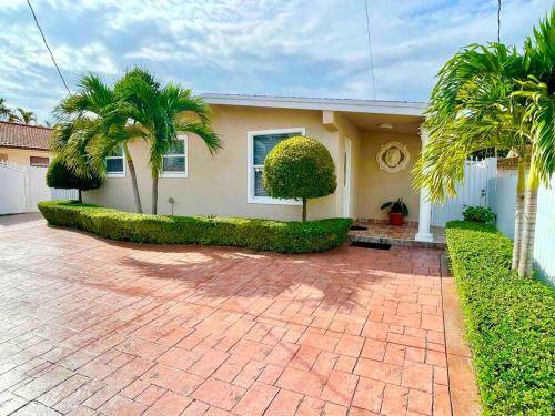 Executive House Miami, Close to Airport, Beach