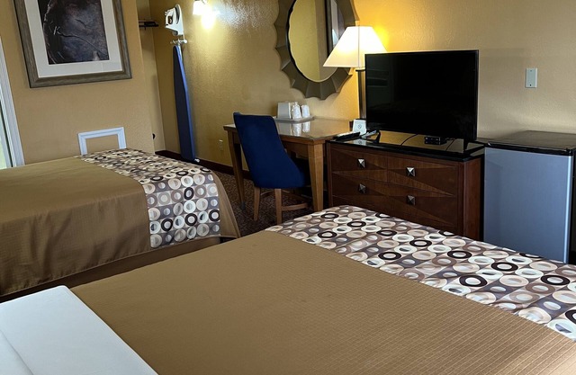 Executive Inn