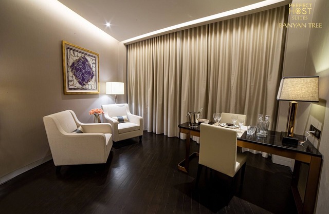 Executive King Ph Suites at Banyan Tree -3