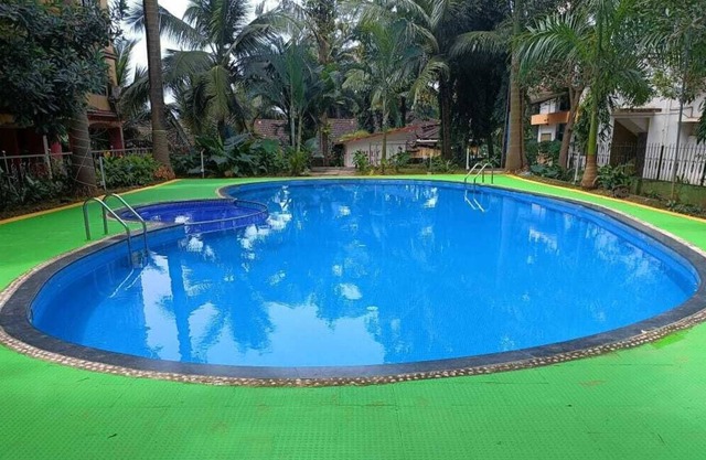 Executive Room With Pool Near Vagator Beach