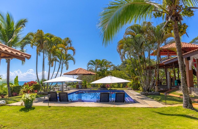 EXOTIC VILLA OCEAN VIEW 5 MIN TO BEACH