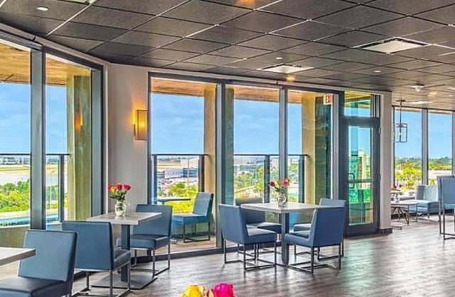 Experience Soothing Moments & Luxury! 2 Comfortable Units, Onsite Pool
