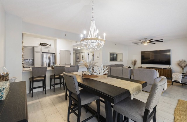 Exquisite Condo - Steps to the Beach - Tops'l Tides 609
