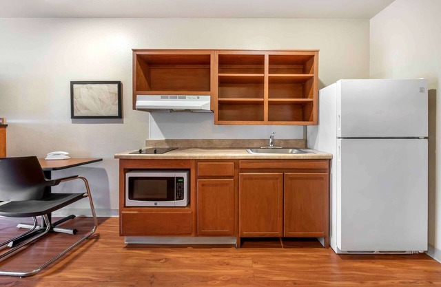 Extended Stay America Select Suites - Cleveland - Mentor