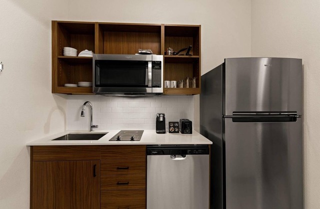 Extended Stay Suites | 2 Units | Near Newnan City Center