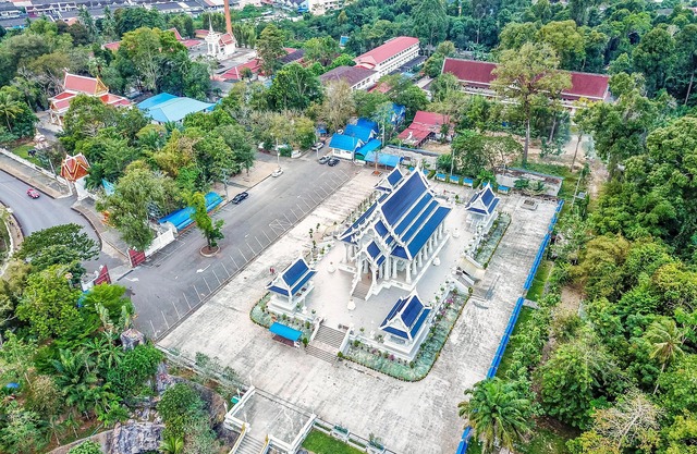 Why Journey from Warsaw to Ko Lanta, Thailand in January 2025