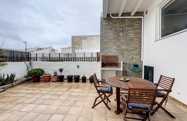 F96. Ground floor with wonderful patio and A/C