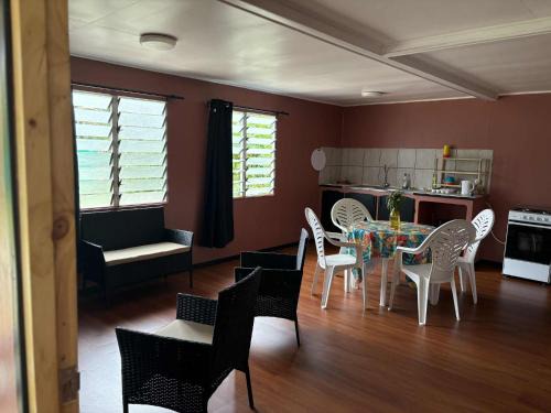 Faatiarau Lodge Bungalow
