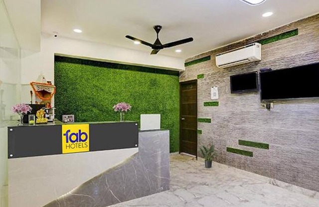 Fabhotel 19 West