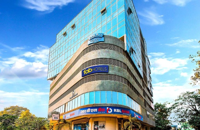 FabHotel Admiral - Nr Mumbai International Airport