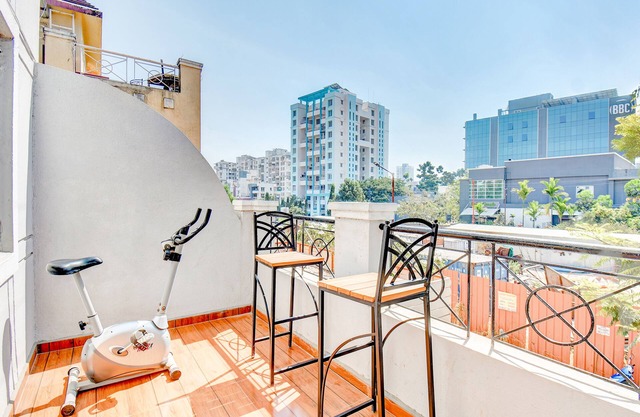 Fabhotel Corporate Residency