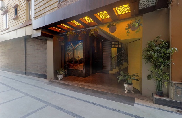 Fabhotel Ganpati 2