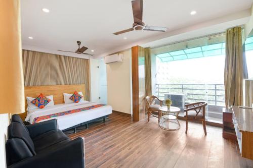 FabHotel Hari Nagar Ashram
