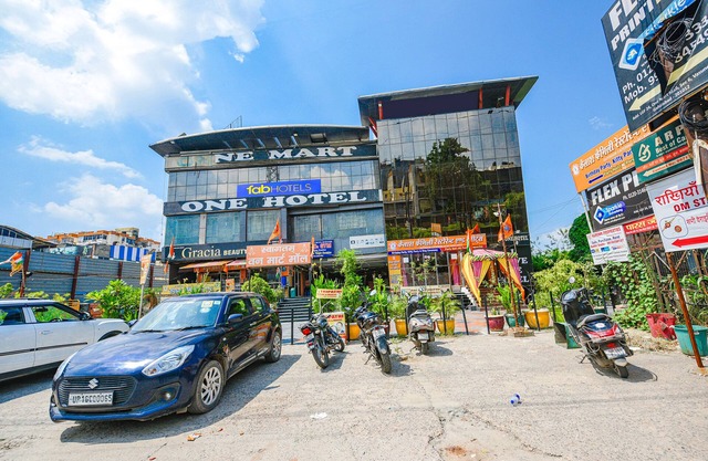 Fabhotel One