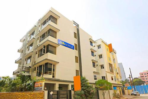 FabHotel Pride Inn - Nr TCS Deccan Park, Hitech City
