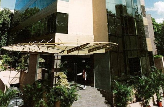 Fabhotel Prime Centurion