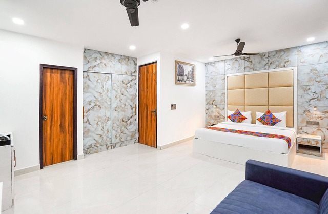 Fabhotel Prime Emporio Villa By Sbg