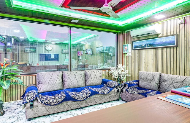 Fabhotel Relax