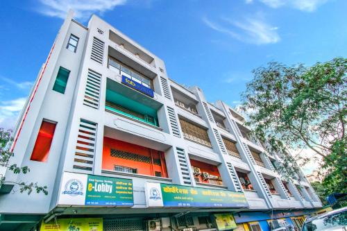FabHotel Seven Hills - Nr Mumbai International Airport