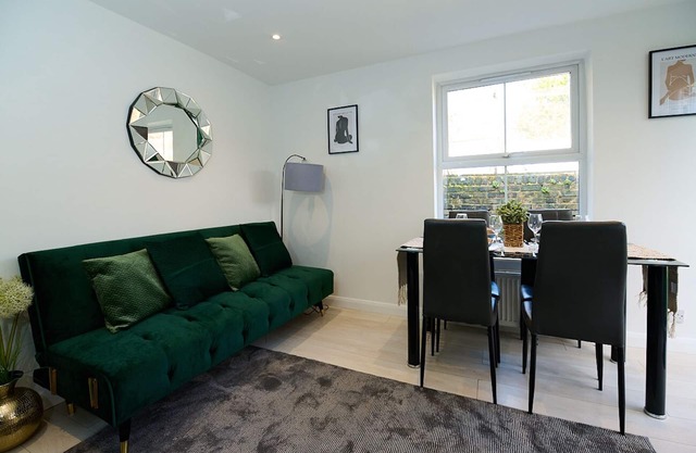 Fabulous 3 bed W9 apartment with private garden