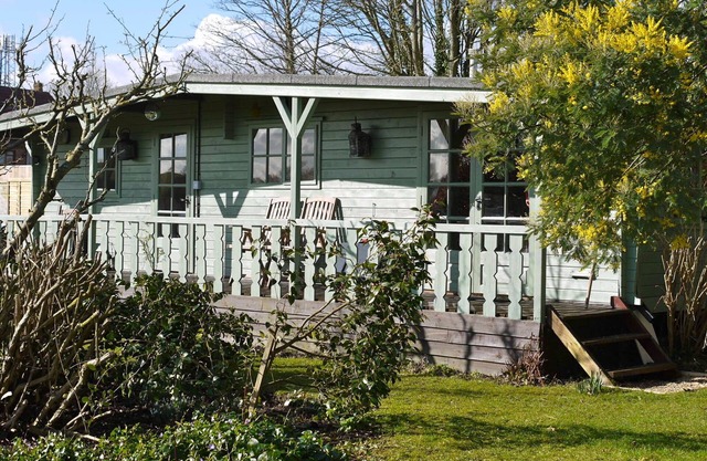 Fabulous bed and breakfast lodge with views of the marsh