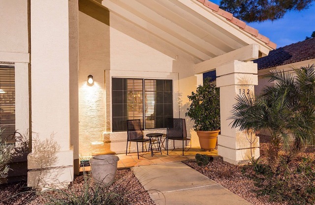 Fabulous Gilbert~No Place Like Home, Cozy 2 Bedroom Home/Community Pool Now