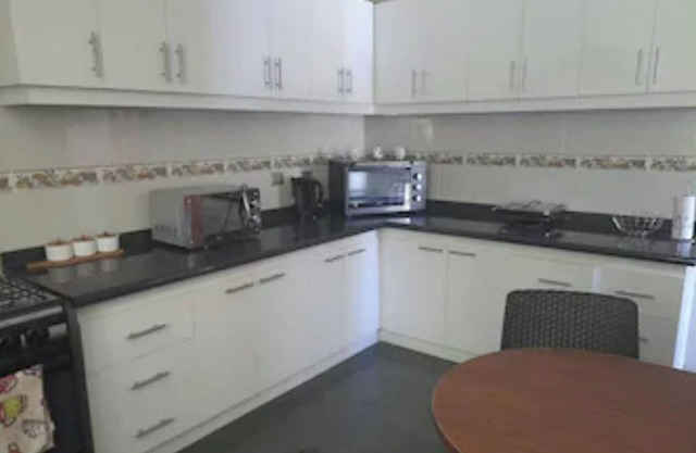 Fabulous house for 12 people, family atmosphere 10 minutes from Lake Villarrica