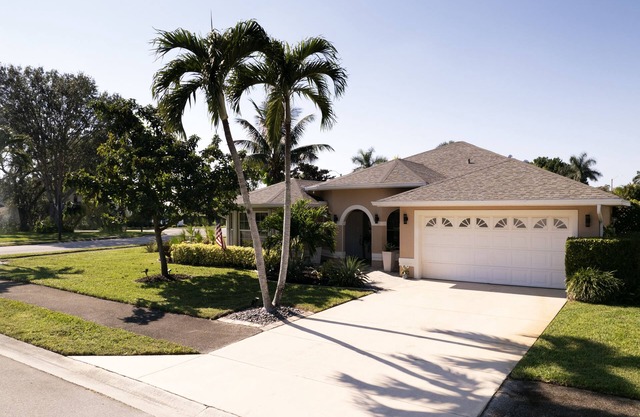 Fabulous Lakefront Naples Home
