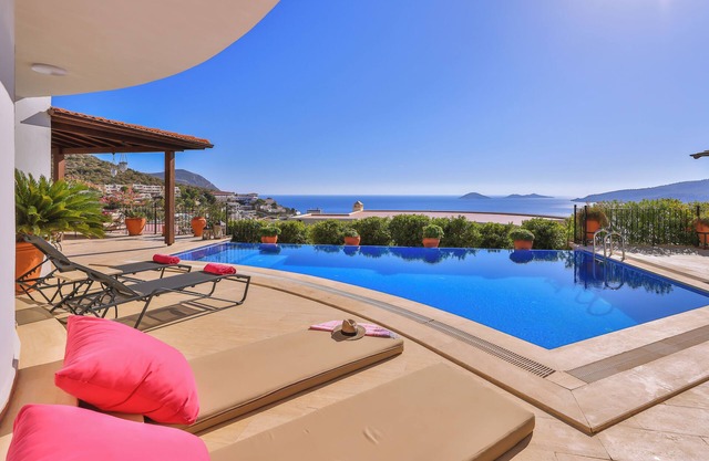 Fabulous Setting. Peaceful Location. Breathtaking sea views. Luxury villa.