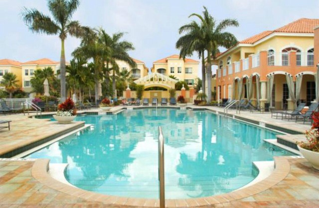 FABULOUS Turn-Key Condo in an Exclusive Gated Community - Palm Beach Gardens