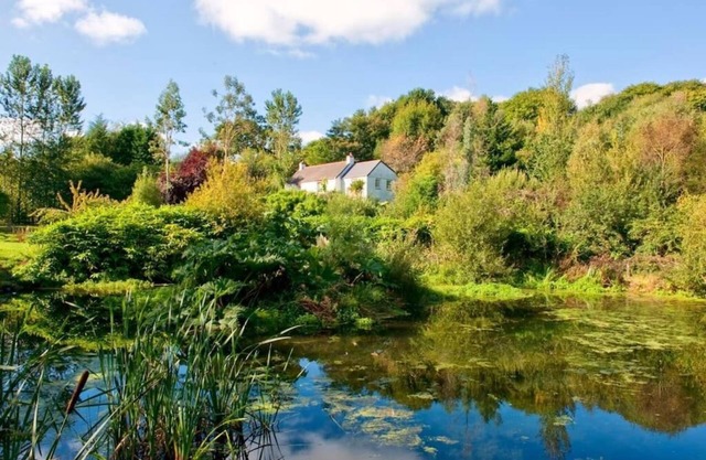 Falbrook House Farm Ideally Located Near Falmouth, Truro and Penryn