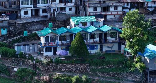 Falcon Homestay