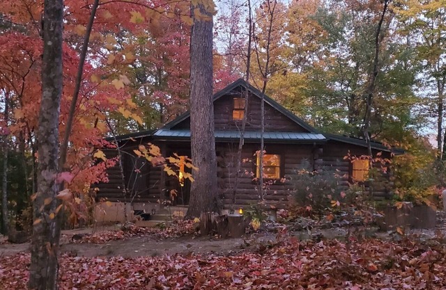 Fall Foliage Cabin on 11 acres with Lake/Mtn. Views.