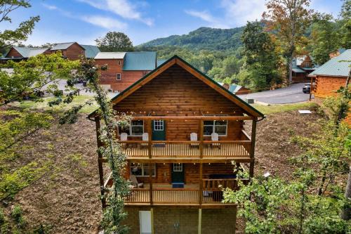Fall is in the air, Your Mountain Escape awaits