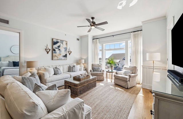 Fall Stays Available! Gulf front condo with Community Pool Views! Newly Renovated!