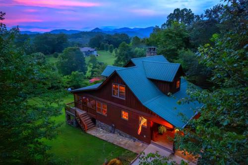 Fall25 Offhottubviewsfirepitwcu3minfamilies