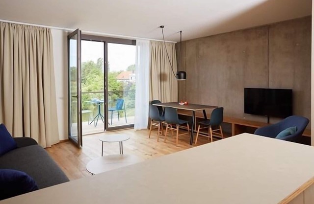Familien-Apartment Storchennest, 66qm, 2 Schlafzimmer, 1 Wohn-/Schlafzimmer, Balkon, max. 6 Personen