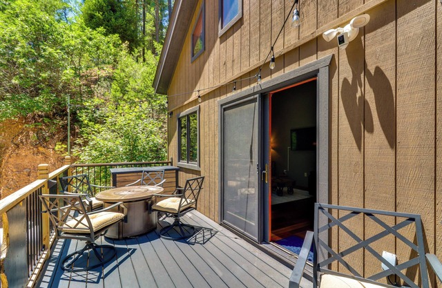 Families Welcome: Quiet Cabin < 5 Mi to Cloudcroft