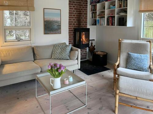 Familiesommerhus Med Stor Terrasse I Rørvig