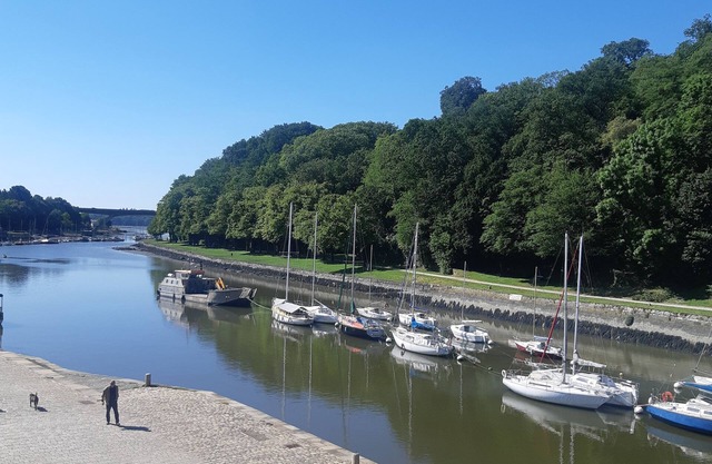 Family apartment on the Quays of St Goustan