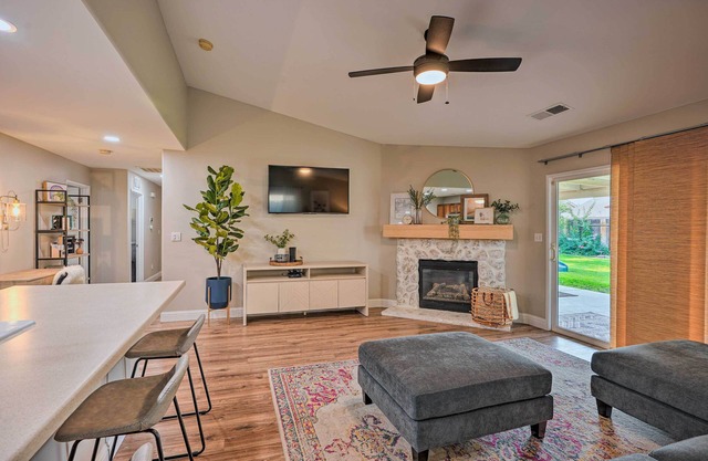 Family-Friendly Home, 6 Mi to Riverwalk Plaza