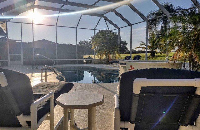 Family Friendly Villa Live Oak Grove