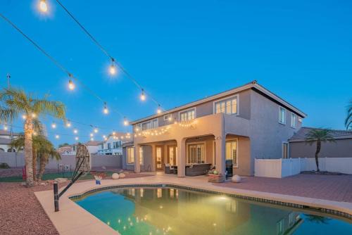 Family Fun Retreat Mesa AZ w Pool