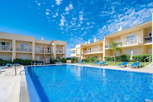 Family Holiday Apartment - Centrally Located - Vale de Parra