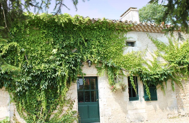 Family Holiday Hamlet - Heated Pools, Golf, Tennis, Creche, 10 mins to beach!