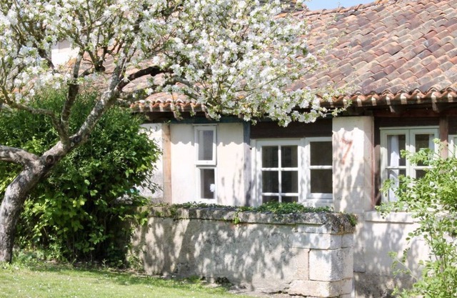 Family Holiday Hamlet - Heated Pools, Golf, Tennis, Creche, 10 mins to beach!