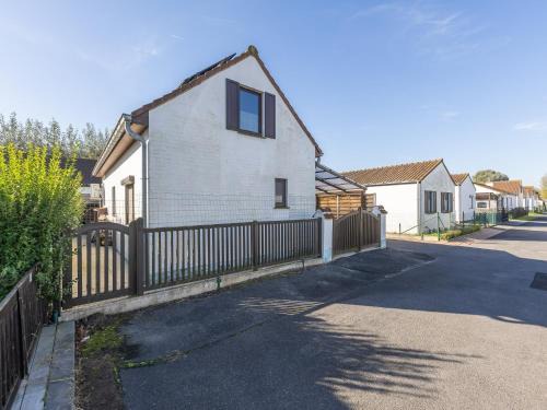 Family Holiday Home with Garden, cleaning included