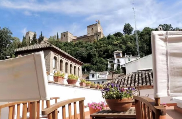 Family house in front of the alhambra